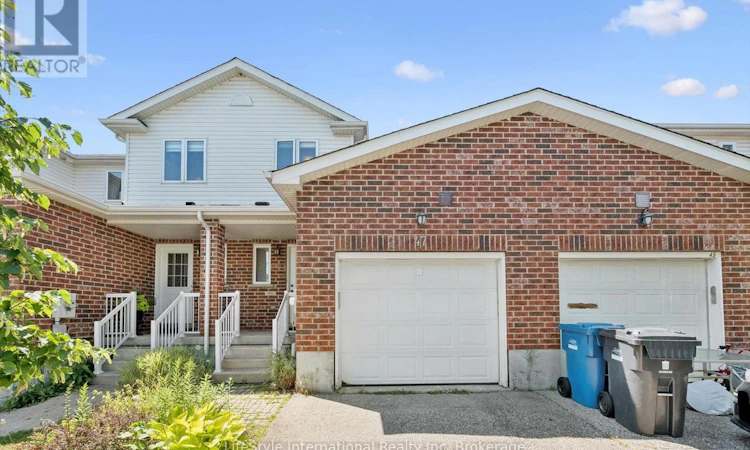 47 Hasler Crescent