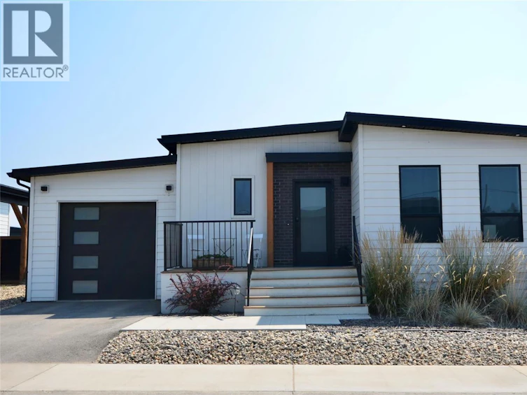 203-12204 Westside Road, Vernon, BC, V1H 2A4 - 2