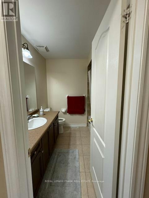 61 Summerside Avenue, Whitby, ON, L1R 0J9 - 24