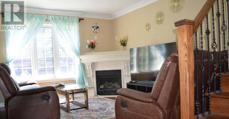 61 Summerside Avenue, Whitby, ON, L1R 0J9 - 7