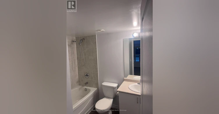 402-1600 Charles Street, Whitby, ON, L1N 0G4 - 9