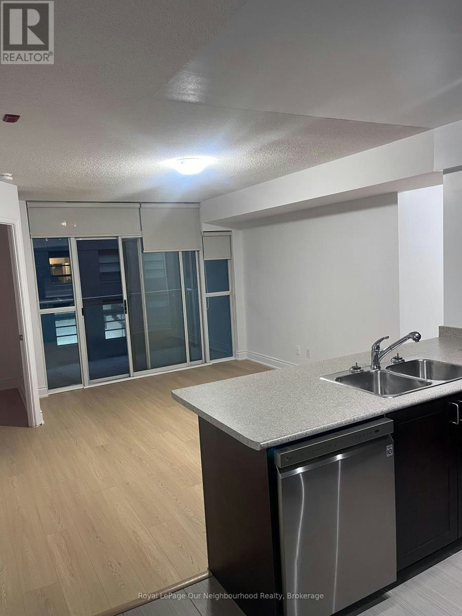402-1600 Charles Street, Whitby, ON, L1N 0G4 - 3