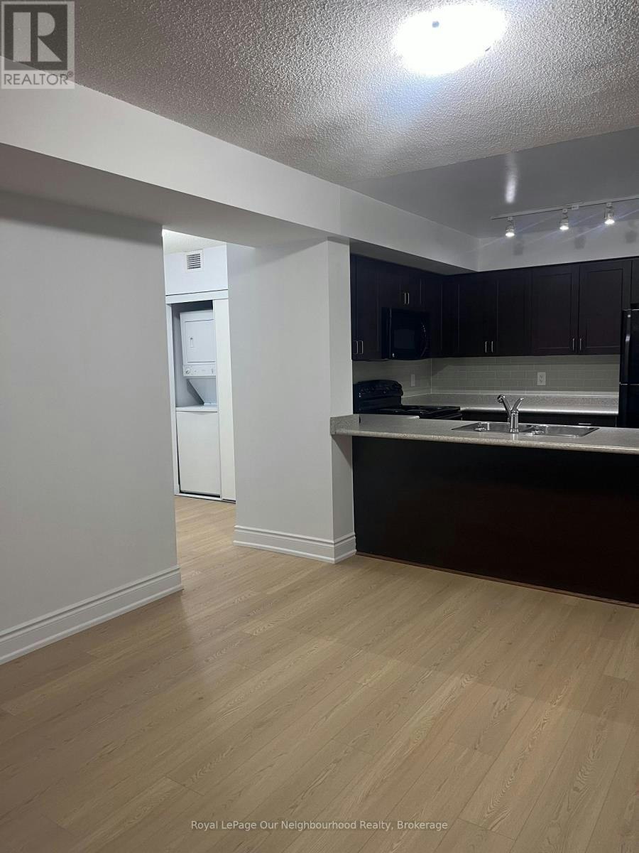 402-1600 Charles Street, Whitby, ON, L1N 0G4 - 4