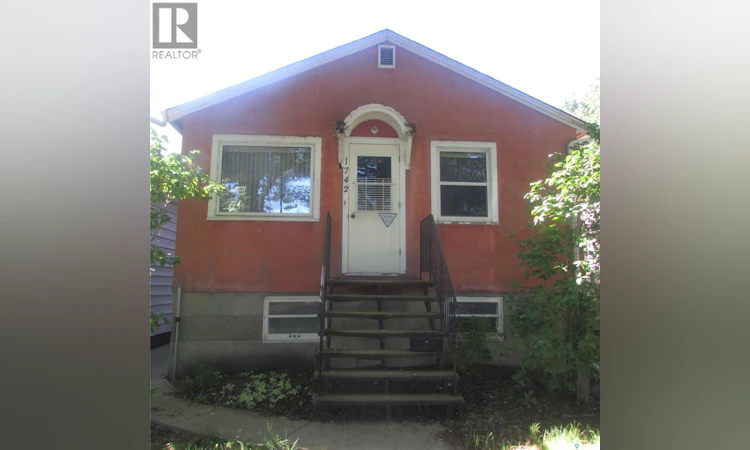 1742 Quebec Street