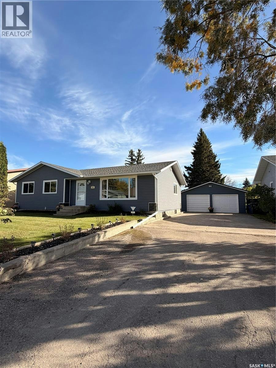612 2nd Street W, Meadow Lake, SK, S9X 1E6