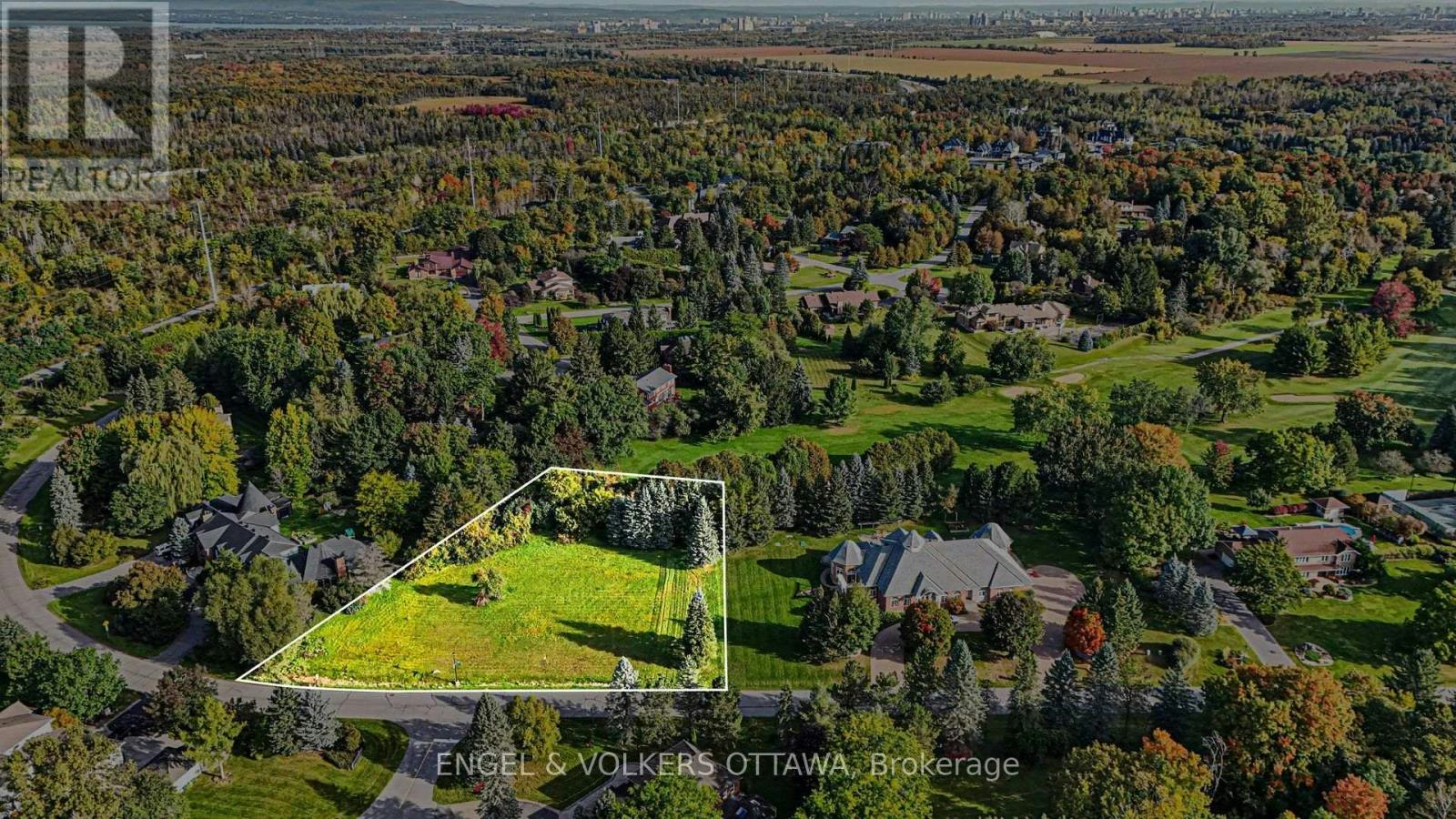 34 Cedarhill Drive, Ottawa, ON, K2R 1C6