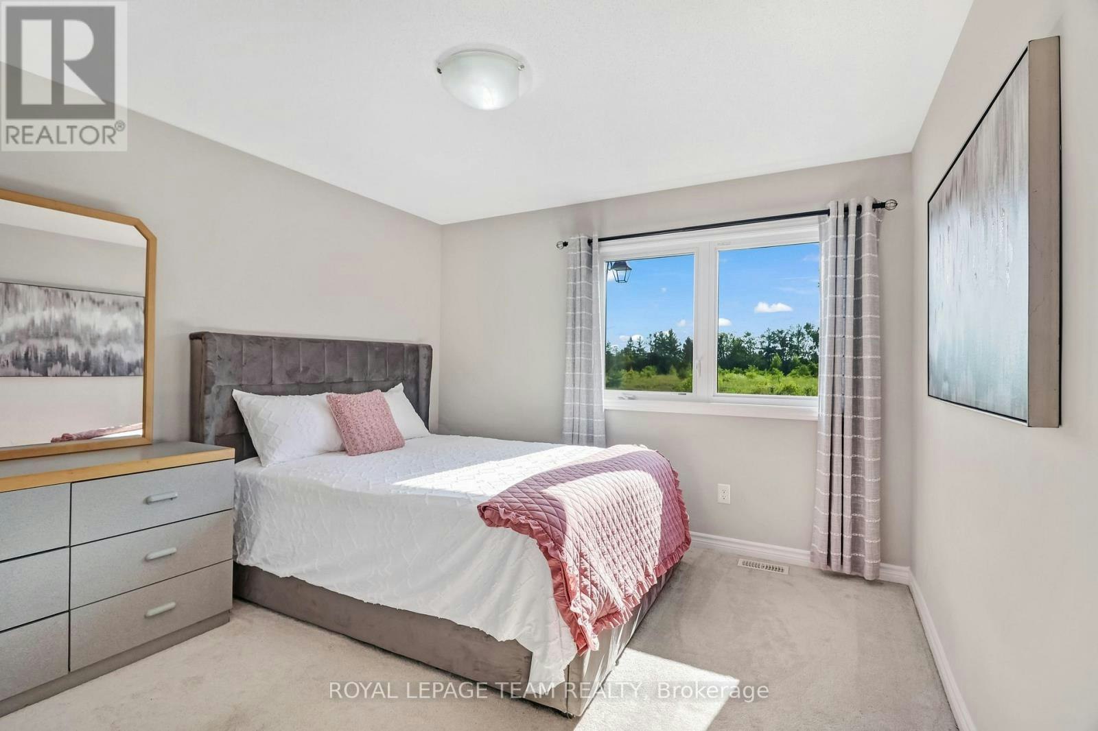 3 Stoneleigh Street, Ottawa, ON, K2G 7A2 - 28