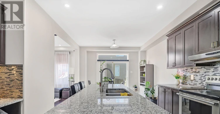 3 Stoneleigh Street, Ottawa, ON, K2G 7A2 - 18