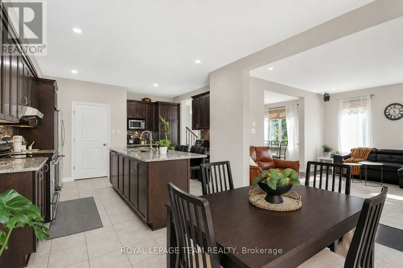 3 Stoneleigh Street, Ottawa, ON, K2G 7A2 - 16