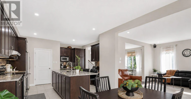 3 Stoneleigh Street, Ottawa, ON, K2G 7A2 - 16