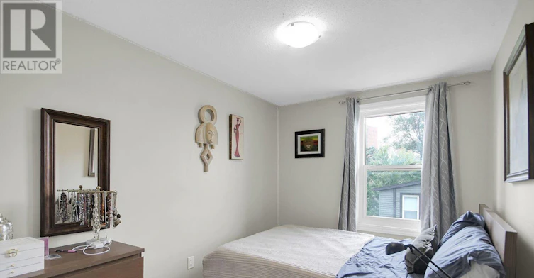 16-1250 Mcwatters Road N, Ottawa, ON, K2C 3P5 - 16