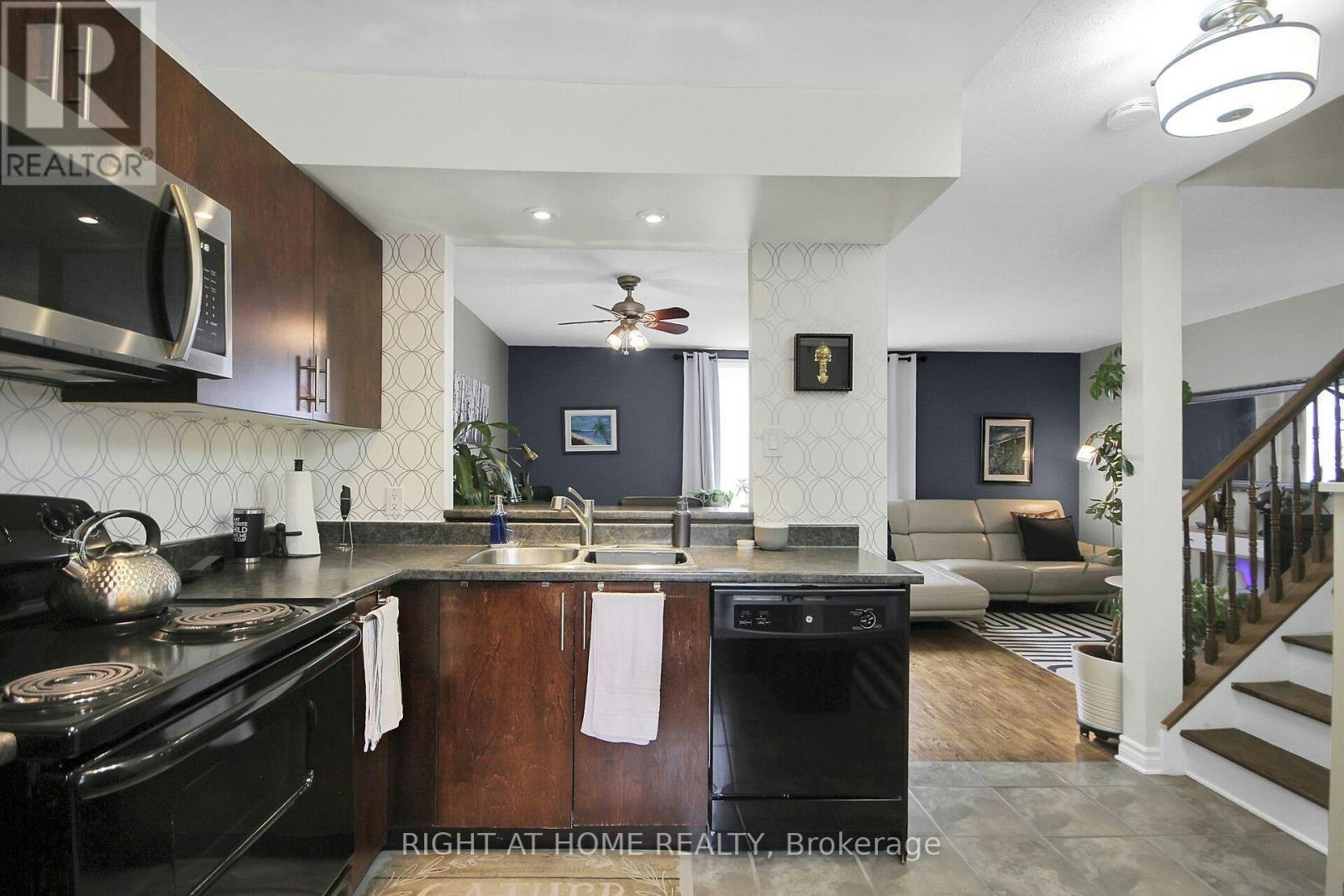 16-1250 Mcwatters Road N, Ottawa, ON, K2C 3P5 - 6