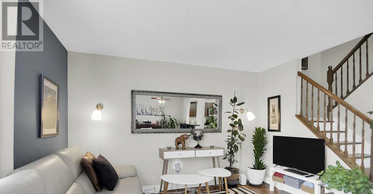 16-1250 Mcwatters Road N, Ottawa, ON, K2C 3P5 - 9
