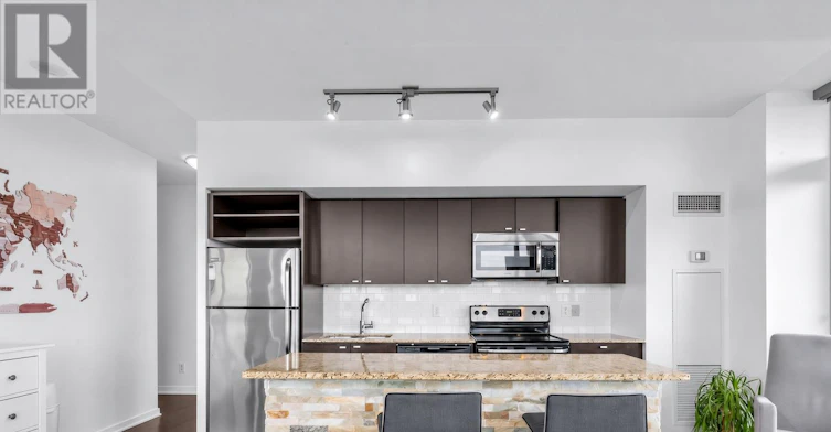 1310-105 The Queensway, Toronto, ON, M6B 5B5 - 3