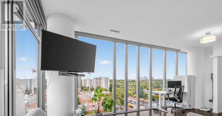 1310-105 The Queensway, Toronto, ON, M6B 5B5 - 12