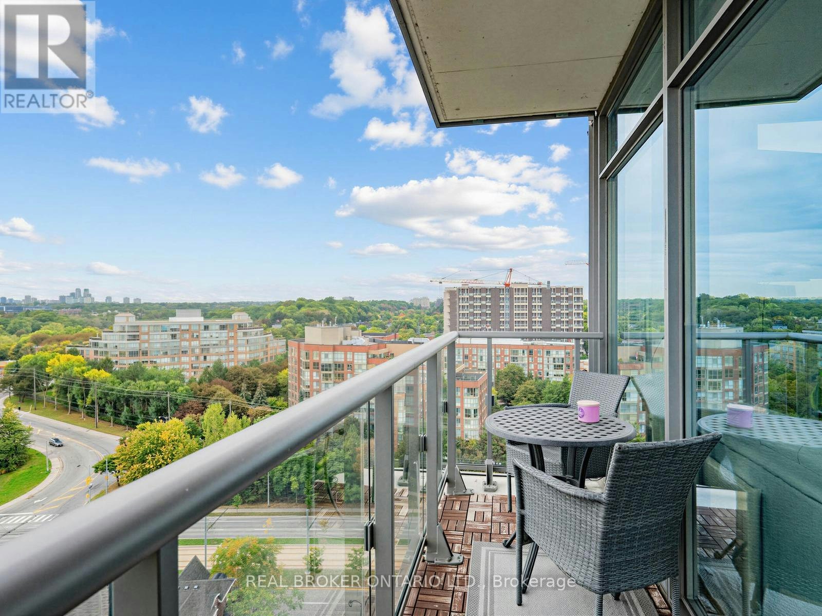 1310-105 The Queensway, Toronto, ON, M6B 5B5 - 14