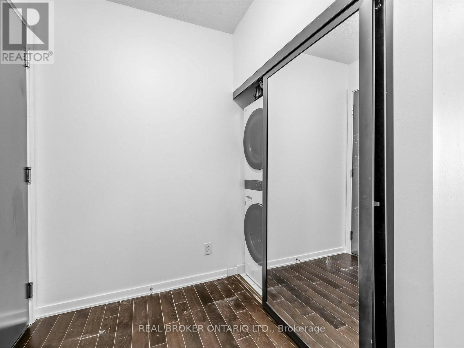 1310-105 The Queensway, Toronto, ON, M6B 5B5 - 13