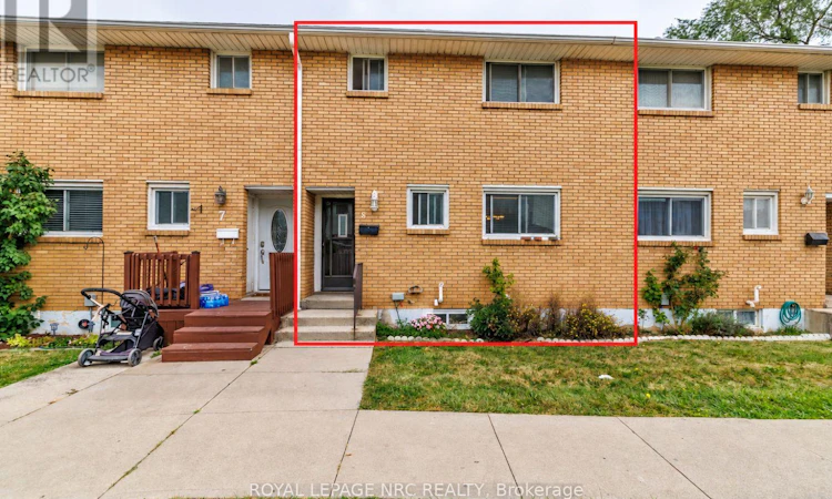 8-161 Berkindale Drive