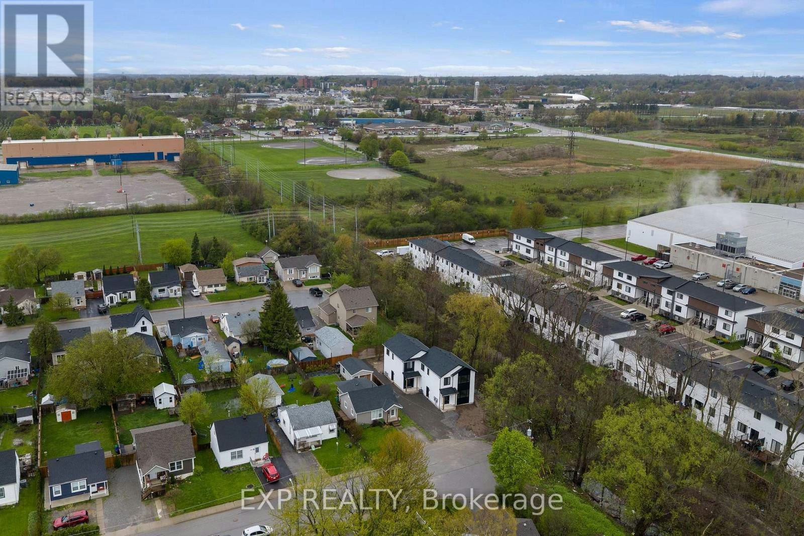 1-4271 Fifth Avenue, Niagara Falls, ON, L2E 4R1 - 32