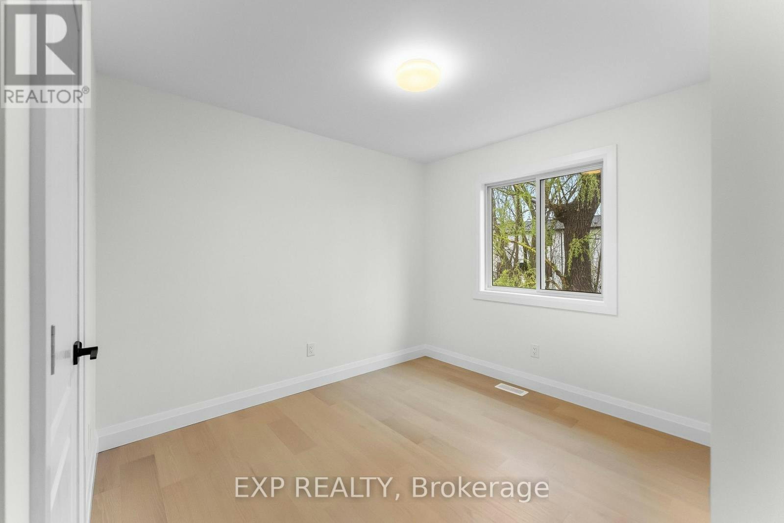 1-4271 Fifth Avenue, Niagara Falls, ON, L2E 4R1 - 25