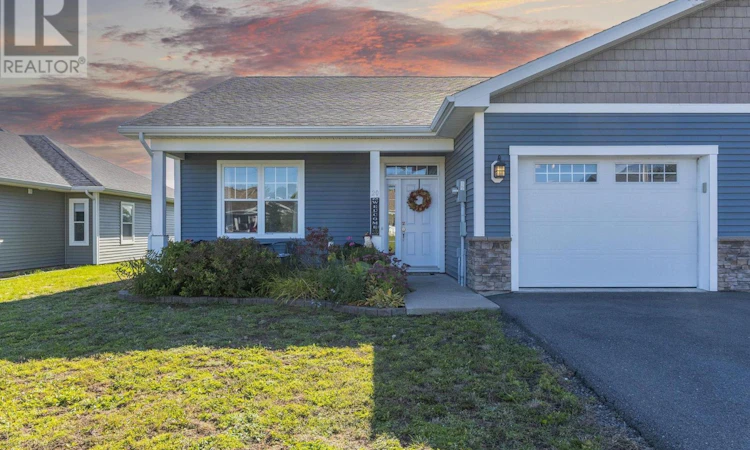20 Mackinnnon Court
