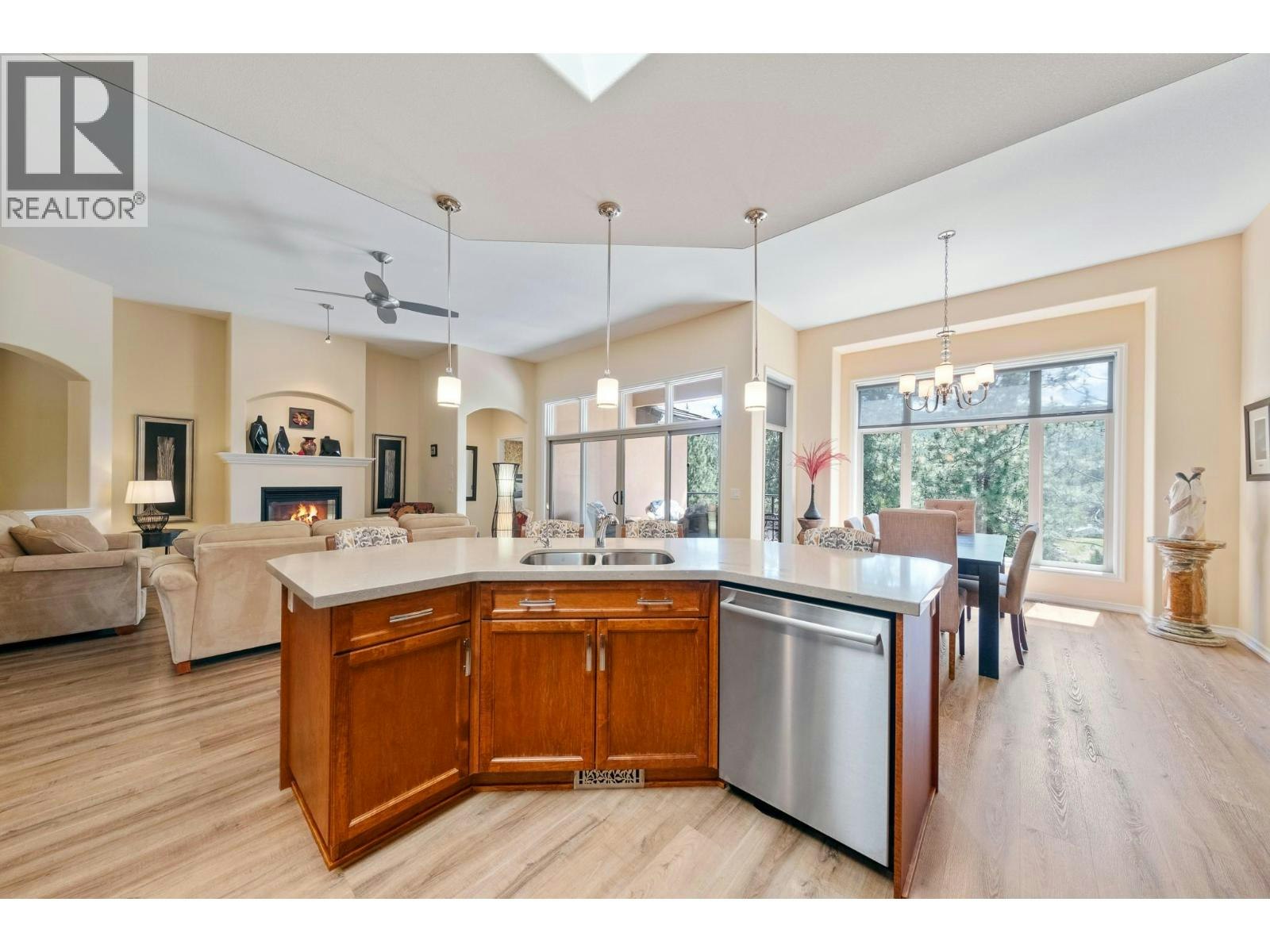 16-4100 Gallaghers Parkland Drive, Kelowna, BC, V1W 3Z8 - 17