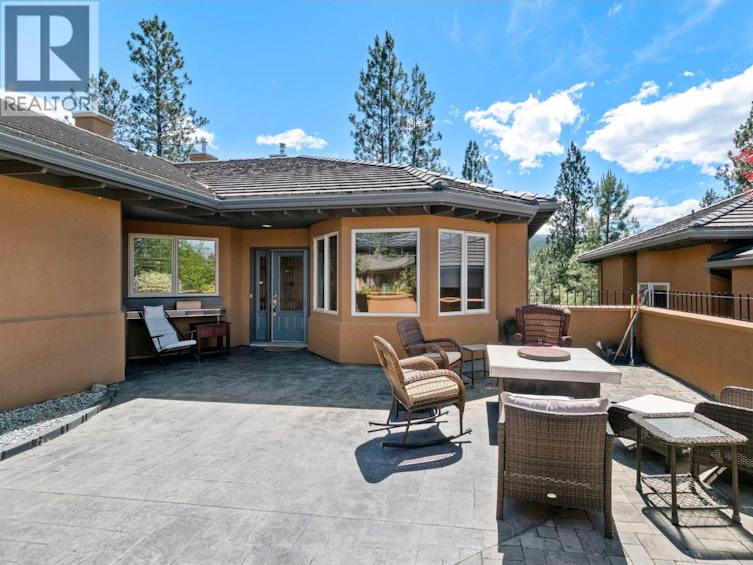 16-4100 Gallaghers Parkland Drive, Kelowna, BC, V1W 3Z8