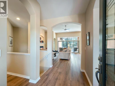 16-4100 Gallaghers Parkland Drive - 4