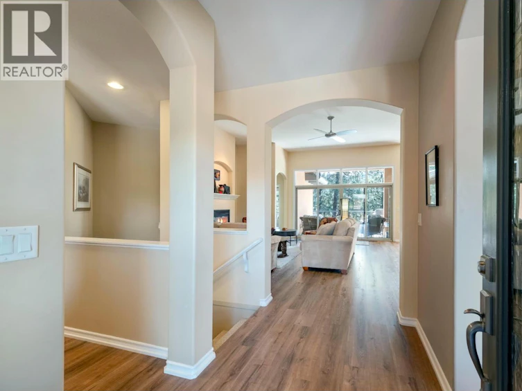 16-4100 Gallaghers Parkland Drive, Kelowna, BC, V1W 3Z8 - 4