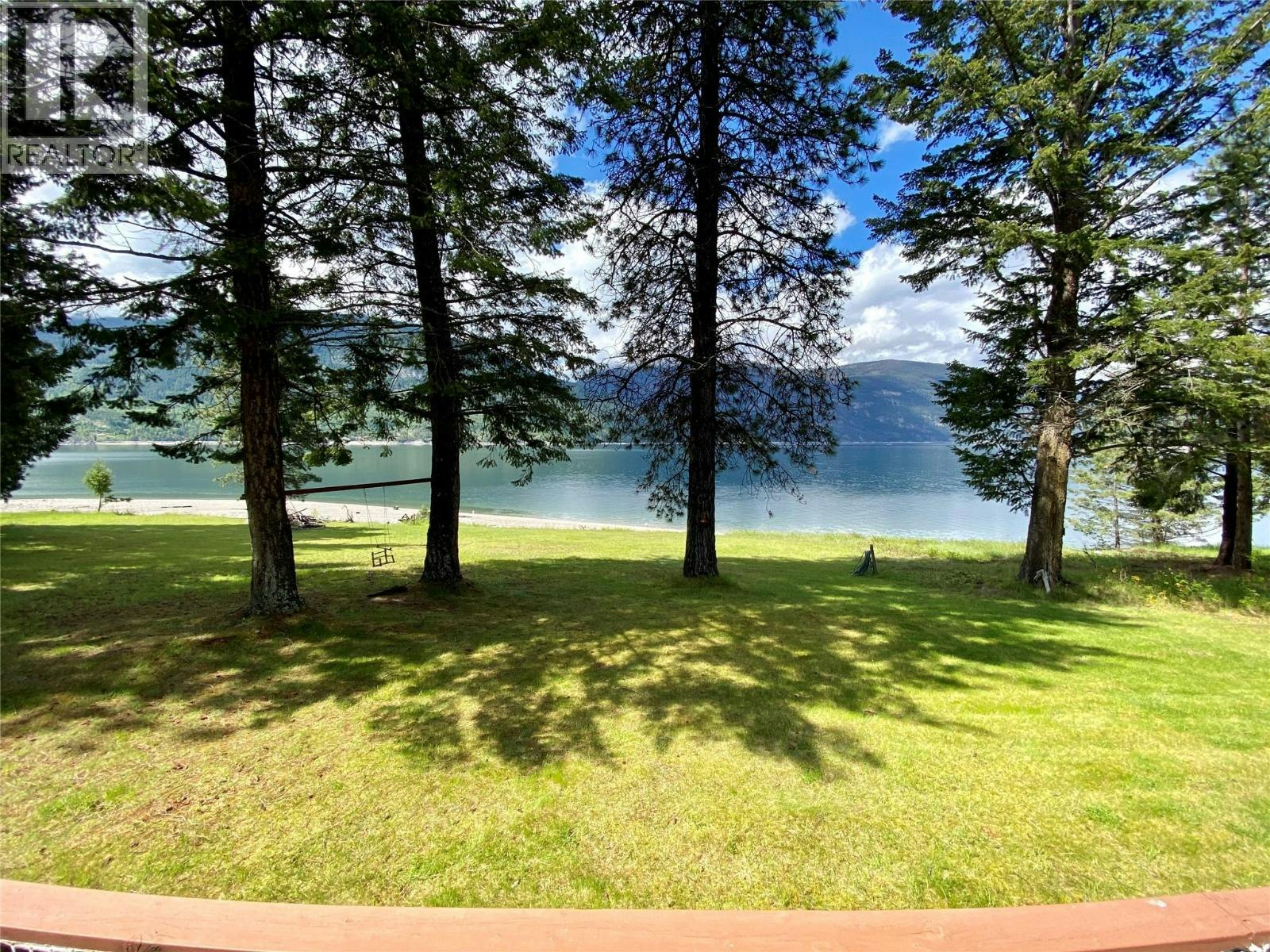 7180 Little Cayuse Creek Road, Castlegar, BC, V1N 4V8