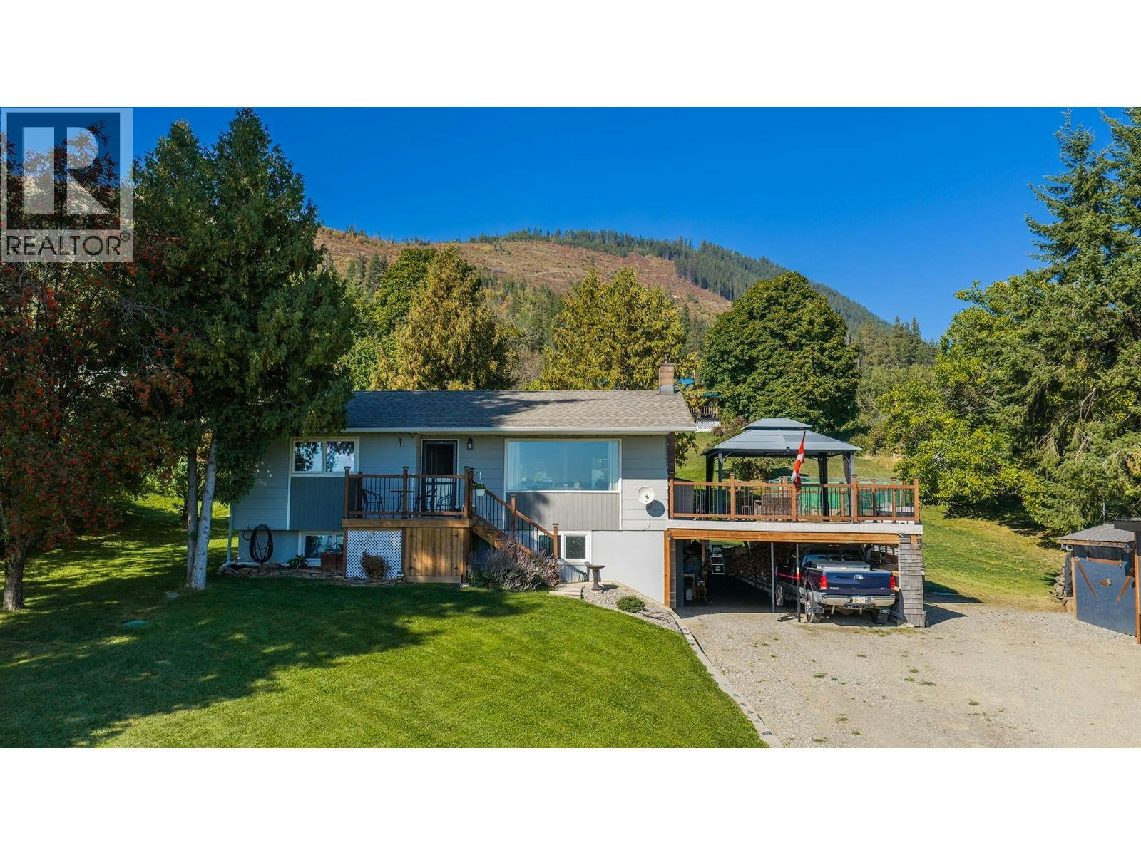 960 Monrose Road, Wynndel, BC, V0B 2N2