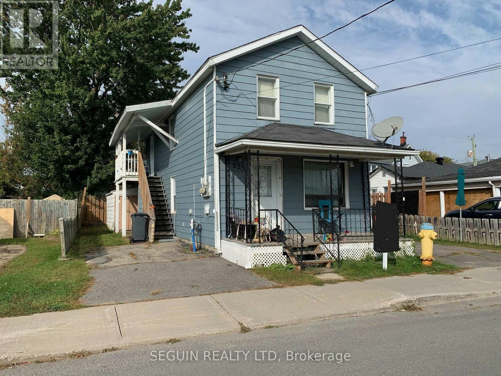 223-225 Higginson Street, Hawkesbury, ON, K6A 1G6