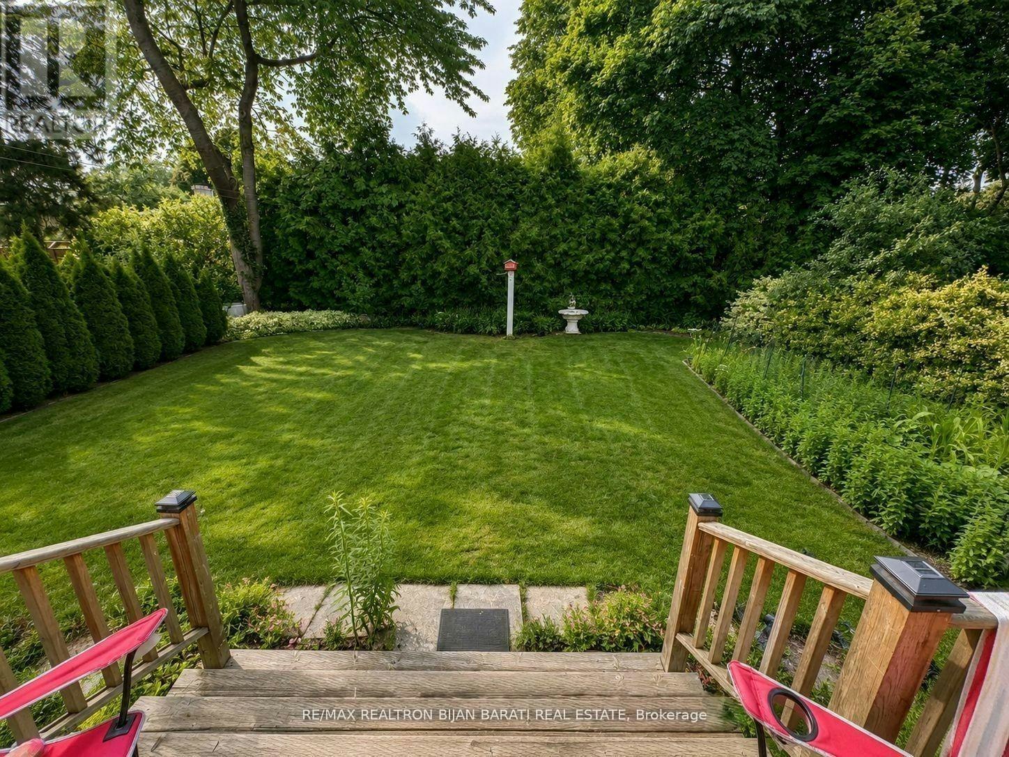 33 Sumner Heights Drive, Toronto, ON, M2K 1Y2 - 16