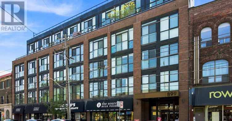 205-899 Queen Street E, Toronto, ON, M4M 0C8