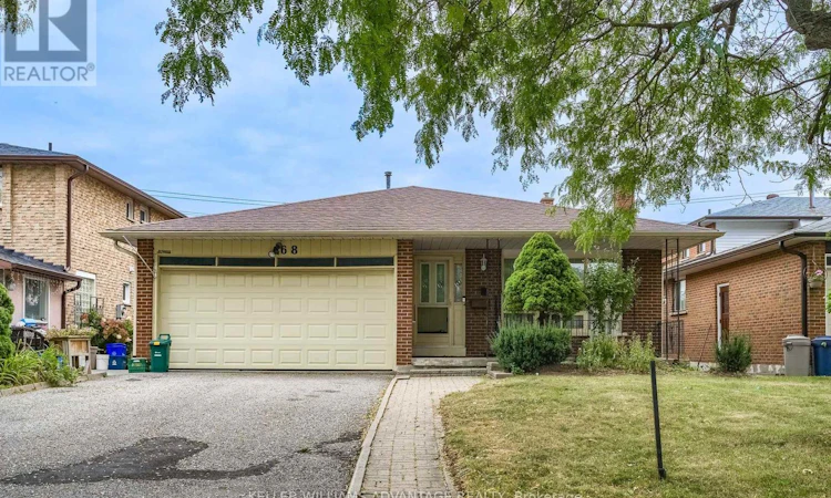 68 Fullerton Crescent