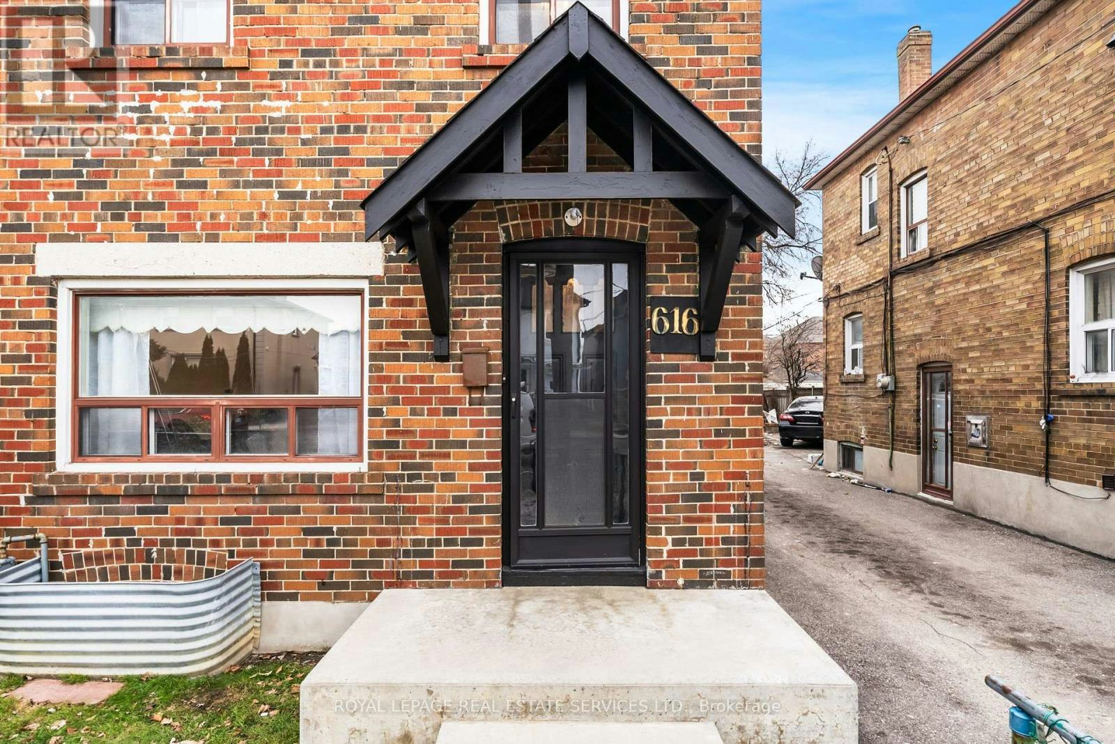 616 Old Weston Road, Toronto, ON, M6N 3B3