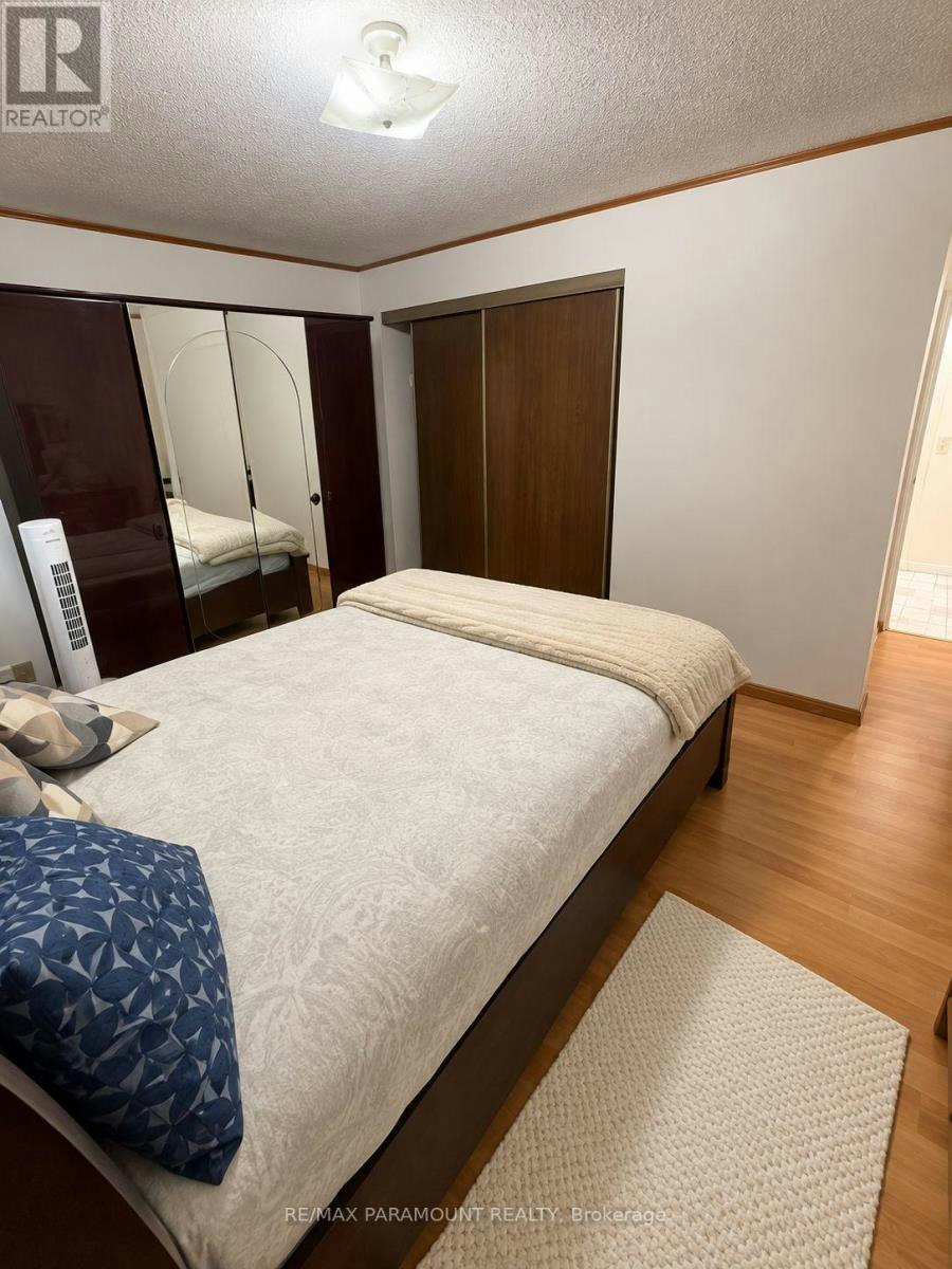 1813-390 Dixon Road, Toronto, ON, M9R 1T4 - 7
