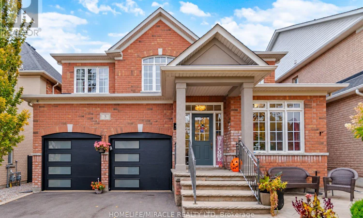 5 Billancourt Crescent