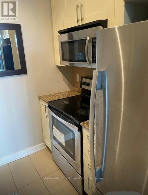 1605-4070 Confederation Parkway W, Mississauga, ON, L5B 0E9 - 3