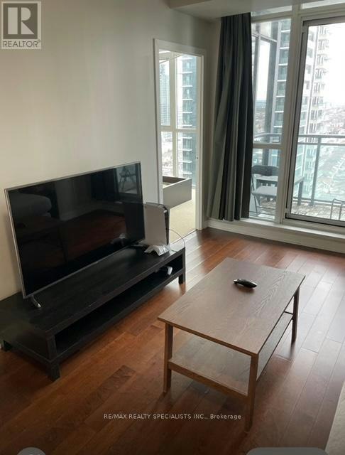 1605-4070 Confederation Parkway W, Mississauga, ON, L5B 0E9 - 2