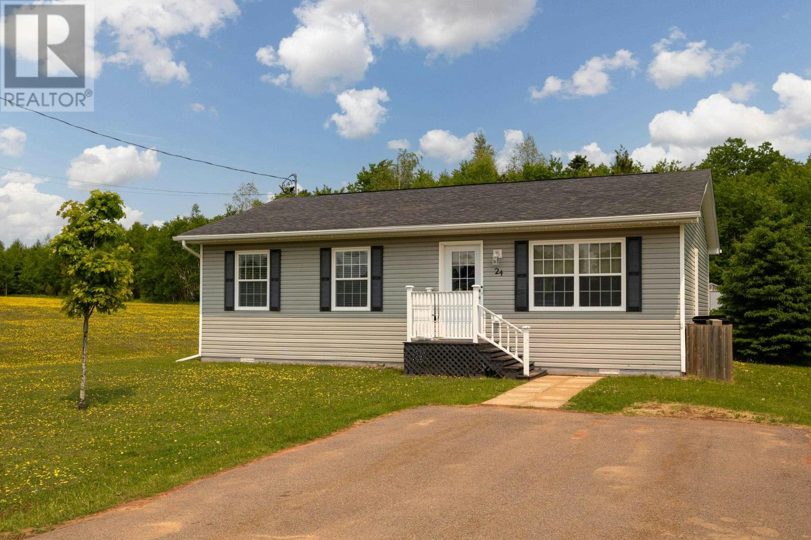 24 Longboat Drive, Charlottetown, PE, C1C 0C3