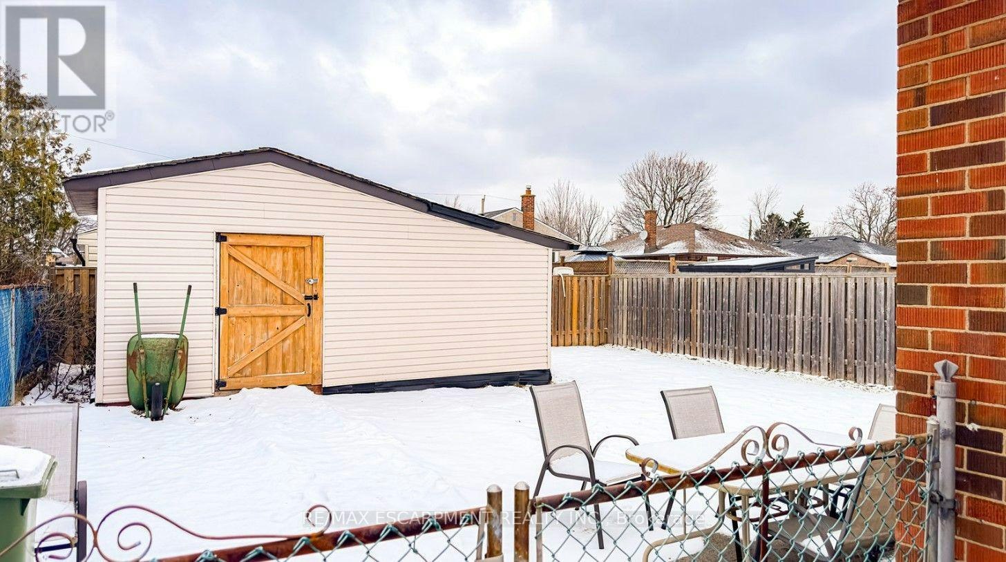 UPPER-374 16th Street EAST, Hamilton, ON, L9A 4K3 - 17
