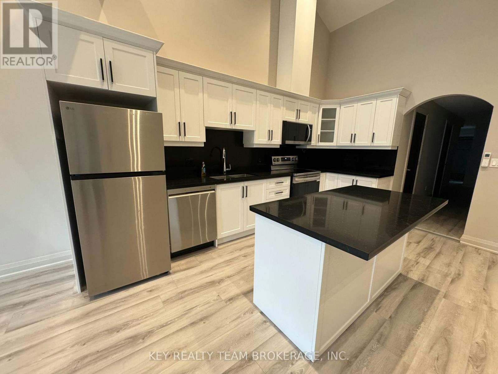 214 B St Paul Street, St. Catharines, ON, L2R 3M2 - 3