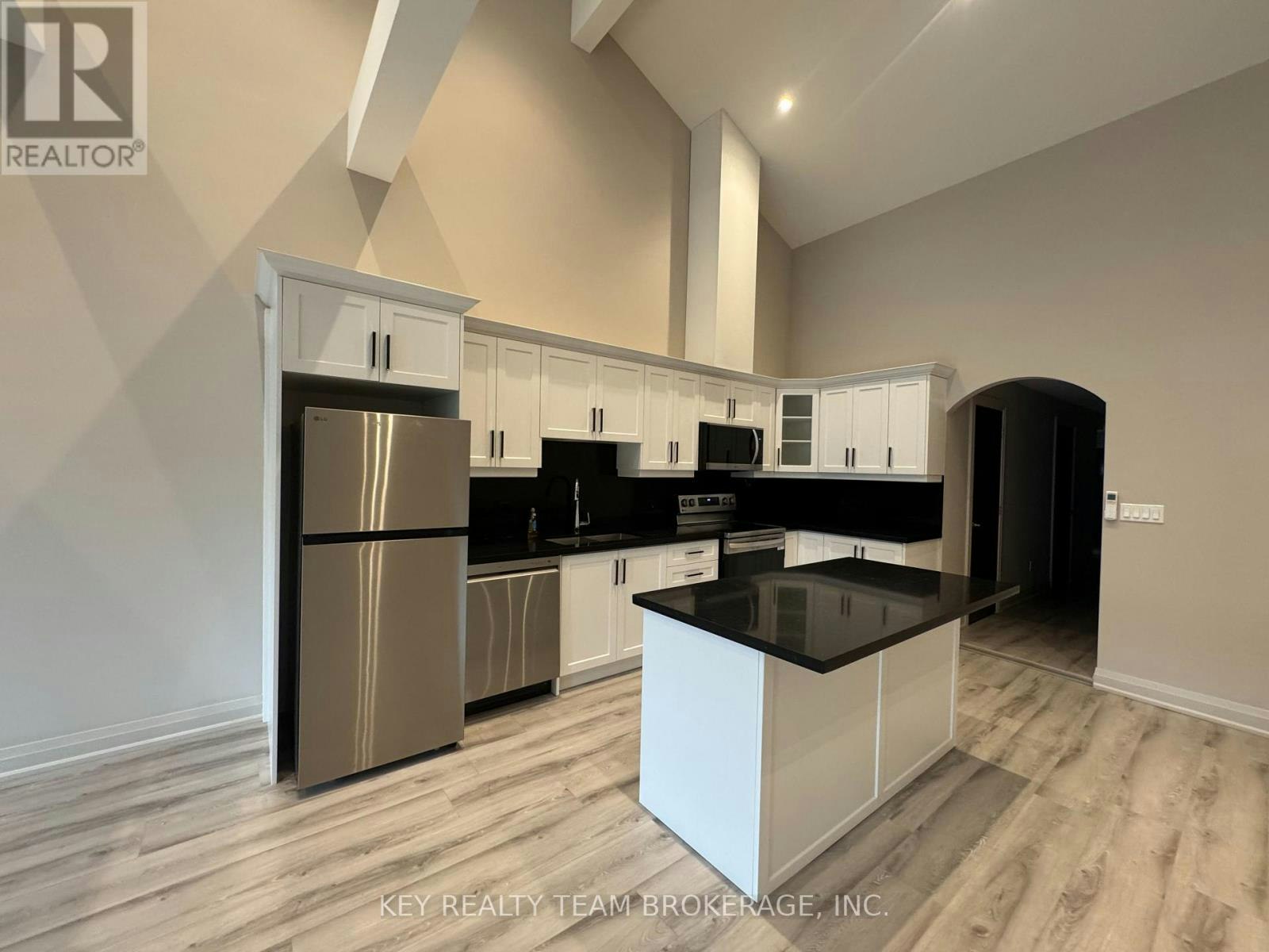 214 B St Paul Street, St. Catharines, ON, L2R 3M2 - 4