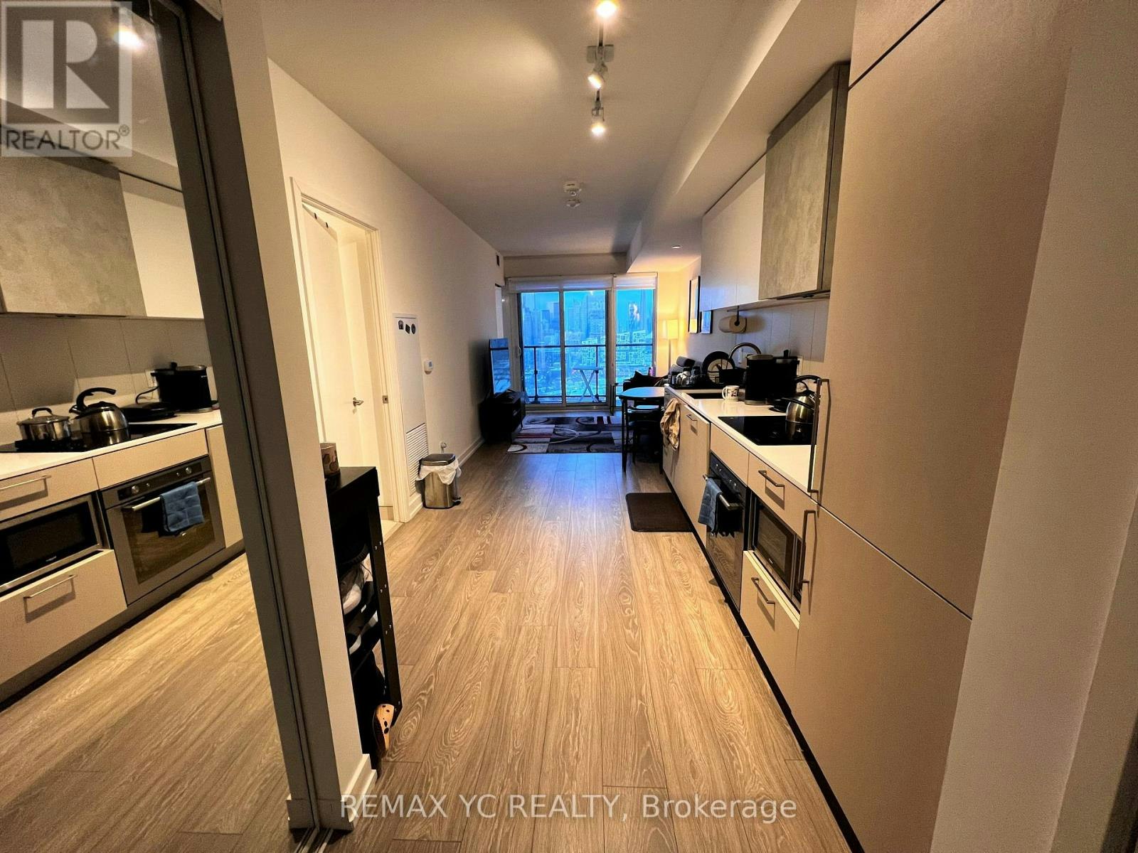 2520-19 Western Battery Road, Toronto, ON, M6K 3S4