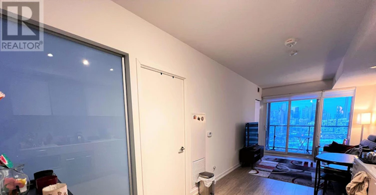2520-19 Western Battery Road, Toronto, ON, M6K 3S4 - 2