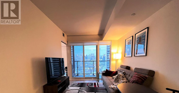 2520-19 Western Battery Road, Toronto, ON, M6K 3S4 - 4