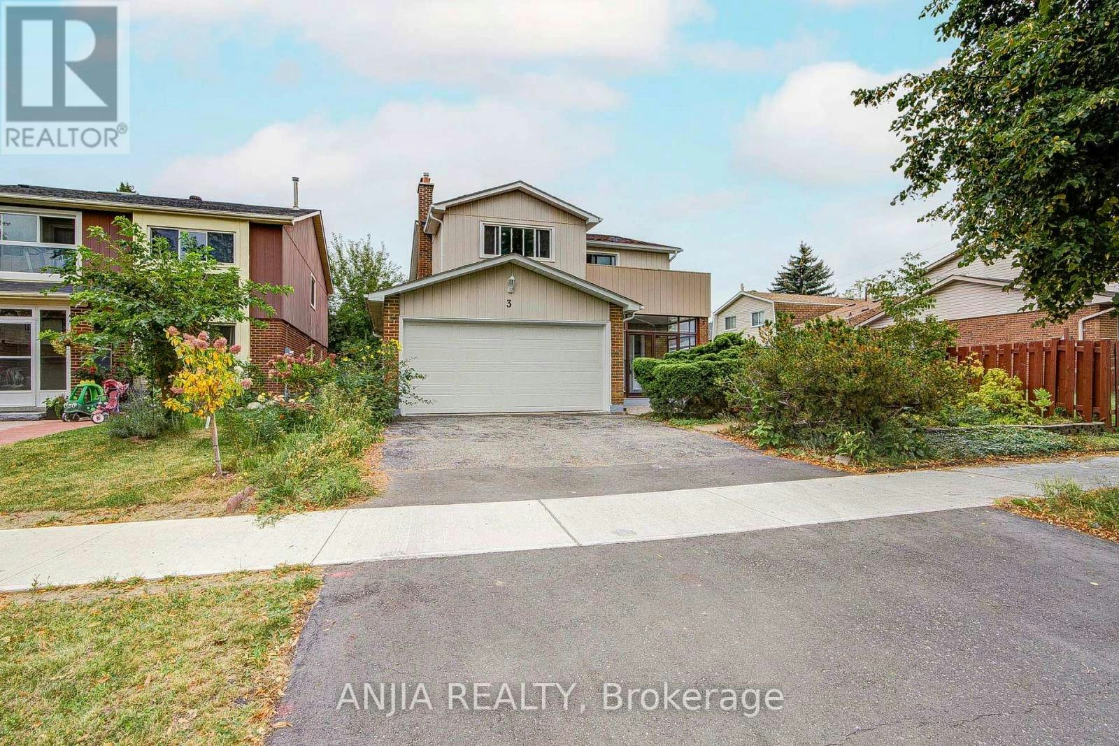 3 Mossbrook Crescent, Toronto, ON, M1W 2W8