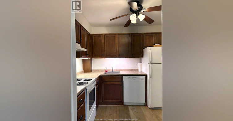 805-8591 Riverside Drive East, Windsor, ON, N8S 1G3 - 3