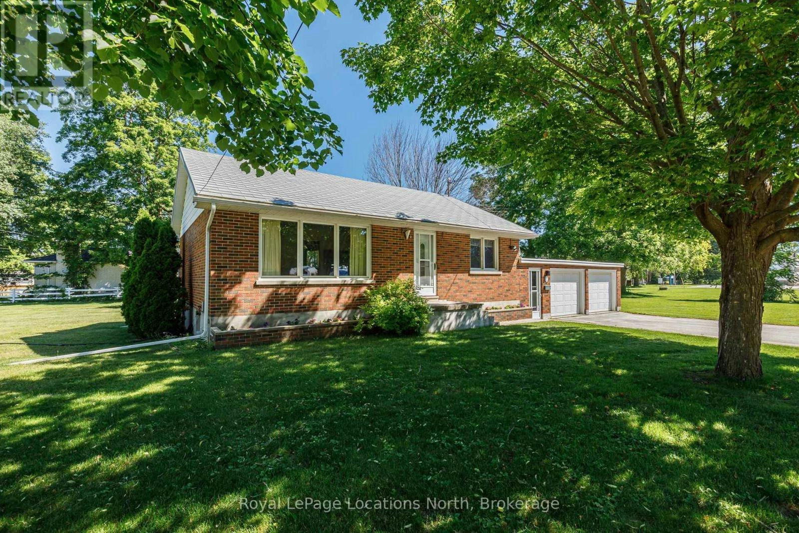 2 Buist Street, Clearview, ON, L0M 1P0